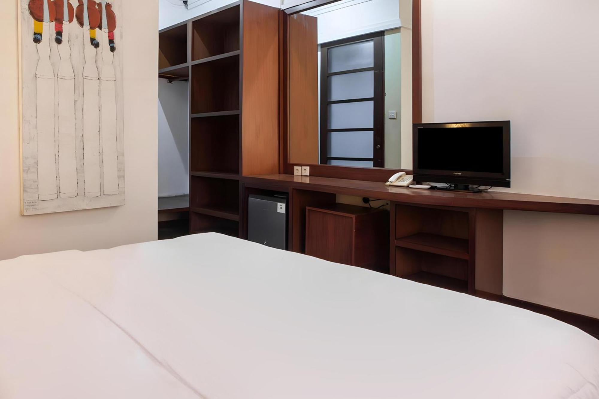 Legian Capital O 93809 Wida Hotel מראה חיצוני תמונה