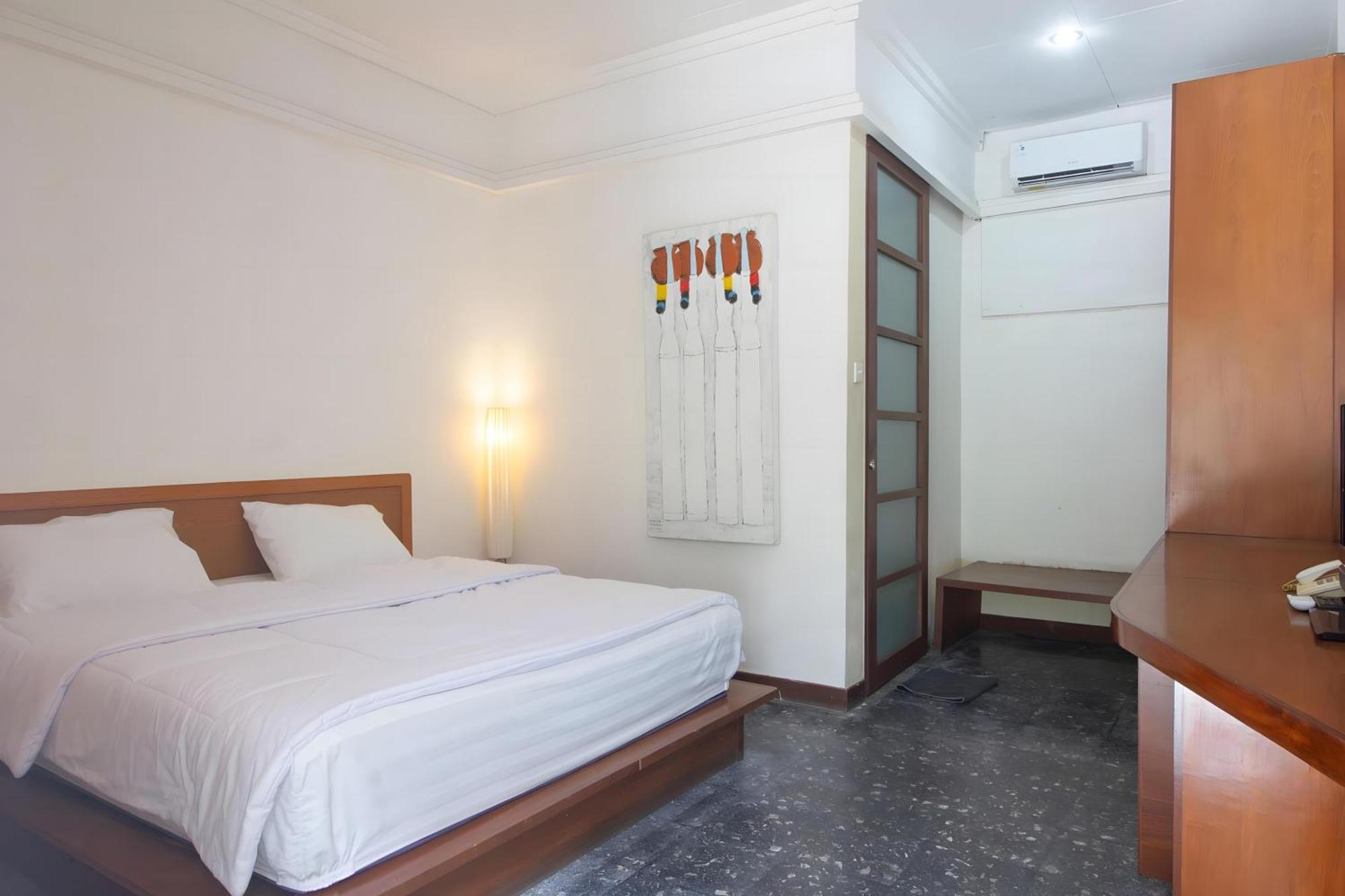 Legian Capital O 93809 Wida Hotel מראה חיצוני תמונה