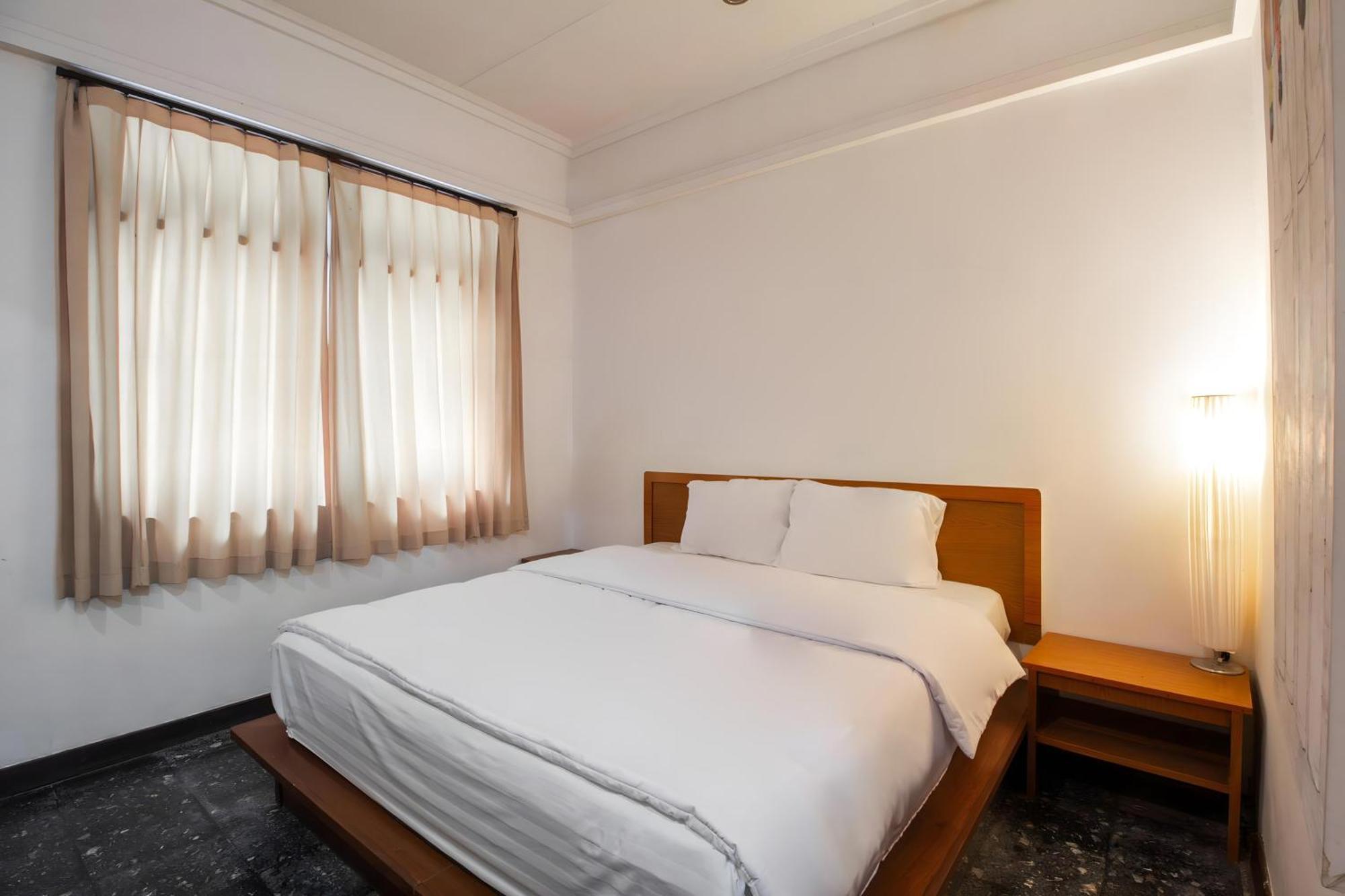 Legian Capital O 93809 Wida Hotel מראה חיצוני תמונה