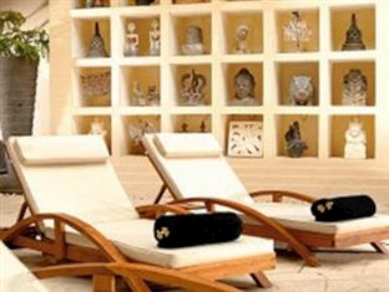 Legian Capital O 93809 Wida Hotel מראה חיצוני תמונה