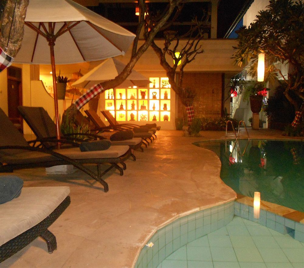 Legian Capital O 93809 Wida Hotel מראה חיצוני תמונה