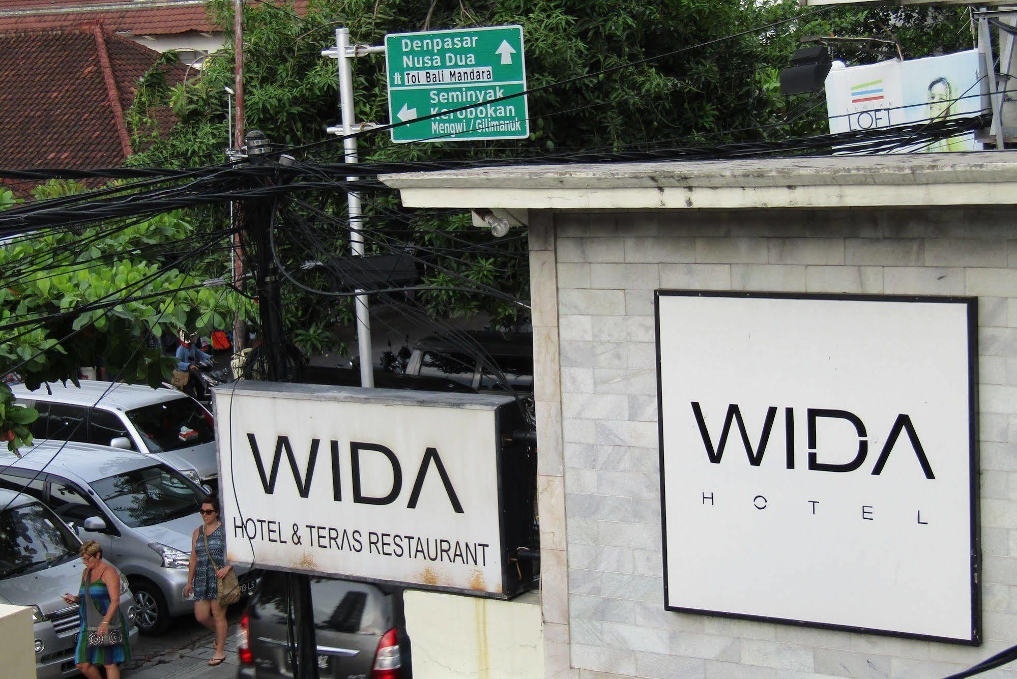 Legian Capital O 93809 Wida Hotel מראה חיצוני תמונה